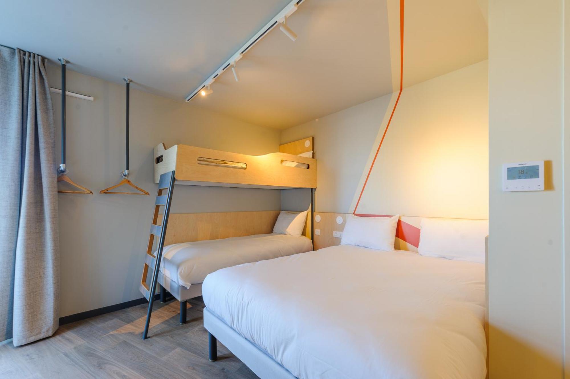 Ibis Budget La Rochelle 퓔보로 외부 사진