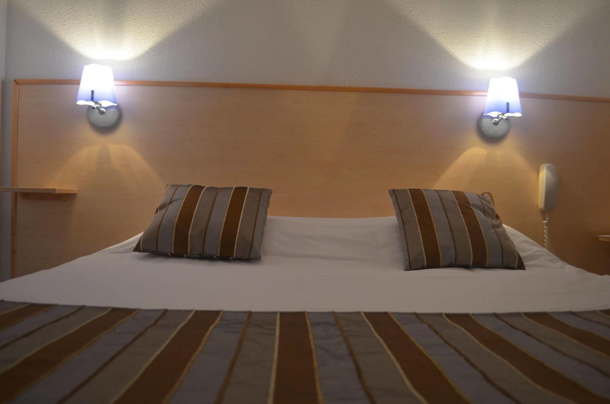 Ibis Budget La Rochelle 퓔보로 외부 사진