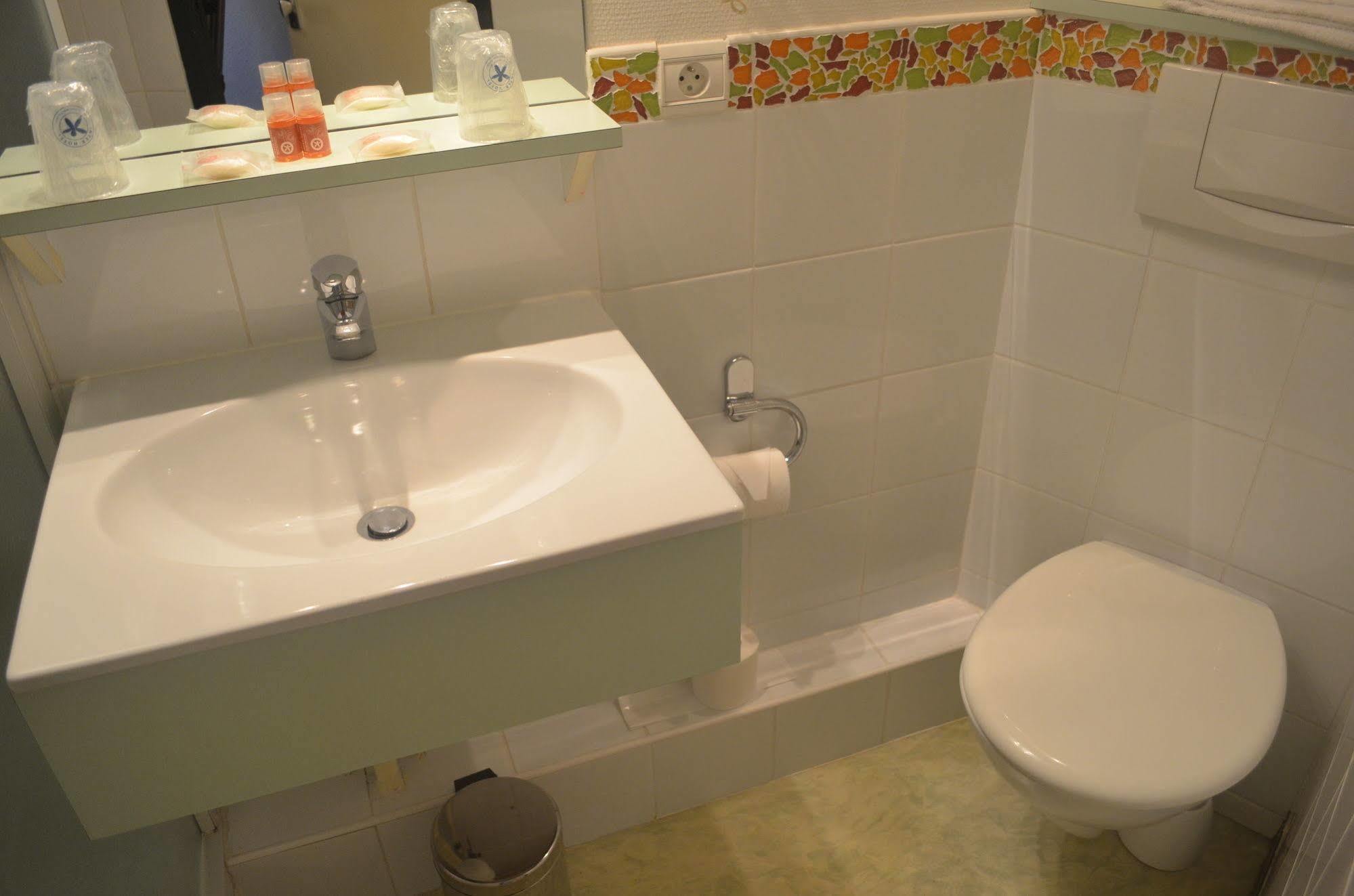 Ibis Budget La Rochelle 퓔보로 외부 사진
