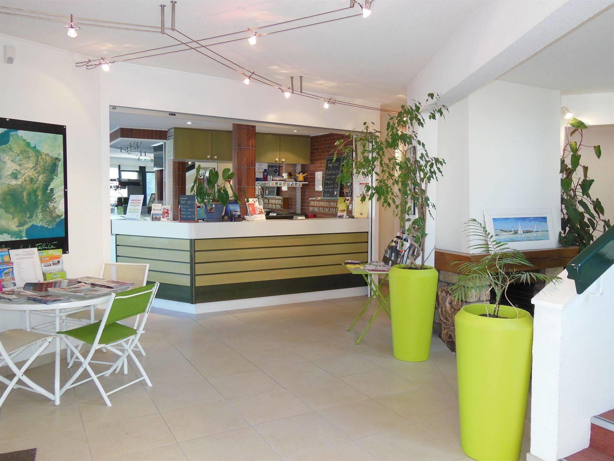 Ibis Budget La Rochelle 퓔보로 외부 사진