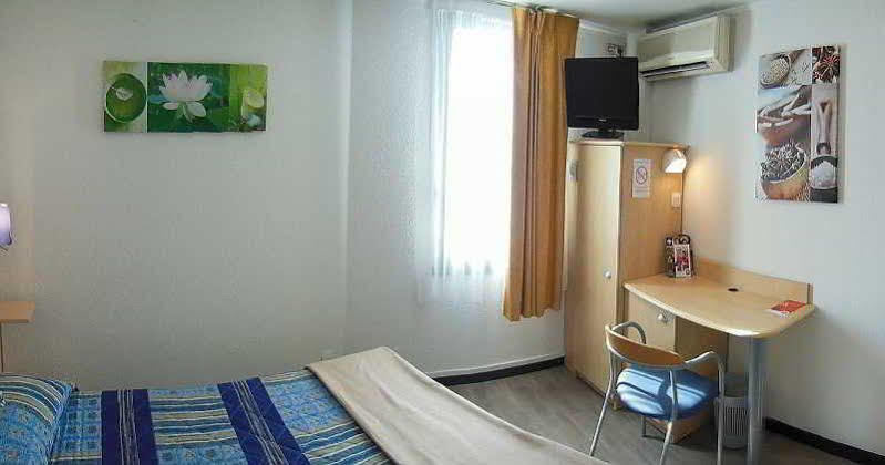 Ibis Budget La Rochelle 퓔보로 외부 사진